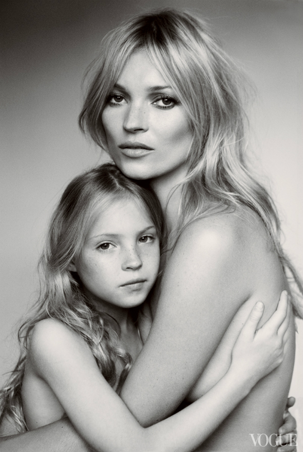Kate Moss és lánya 2011-ben