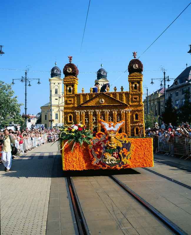 Megterveztük: hosszú hétvége és Virágkarnevál Debrecenben