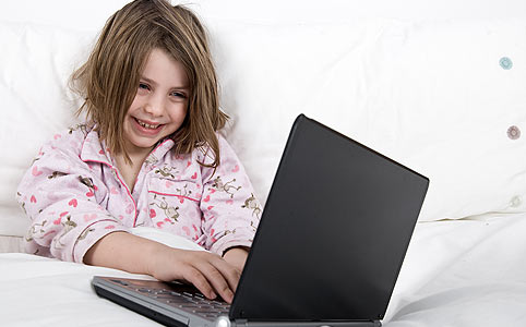 Veszélyes internet: óvd meg a gyereked!