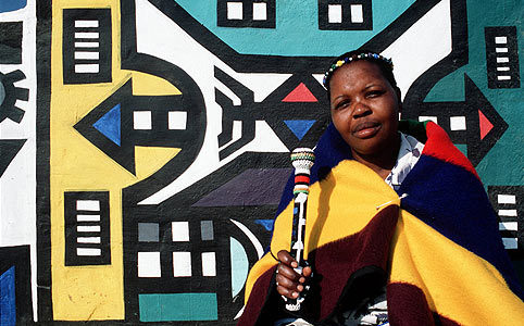 Támogatja a dél-afrikai nők karrierjét a kormány