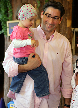 Kislányával 2007-ben