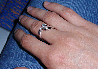 Judit gyűrűjét azóta szűkebbre vették
