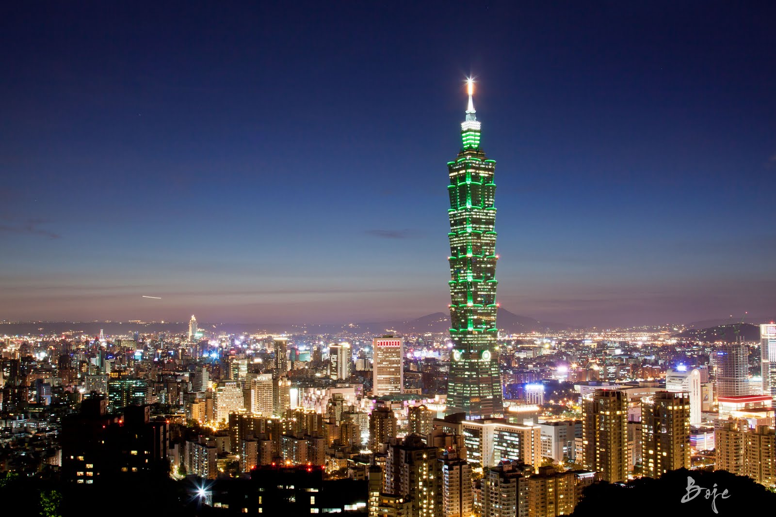 Íme, a világ 10 legmagasabb épülete - látványos képek