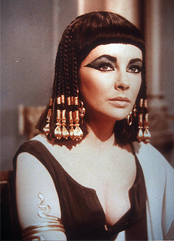 Elizabeth Taylor az 1963-as Cleopatra című filmben 