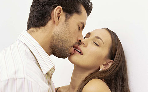 Létezik, hogy csók közben orgazmusom volt?